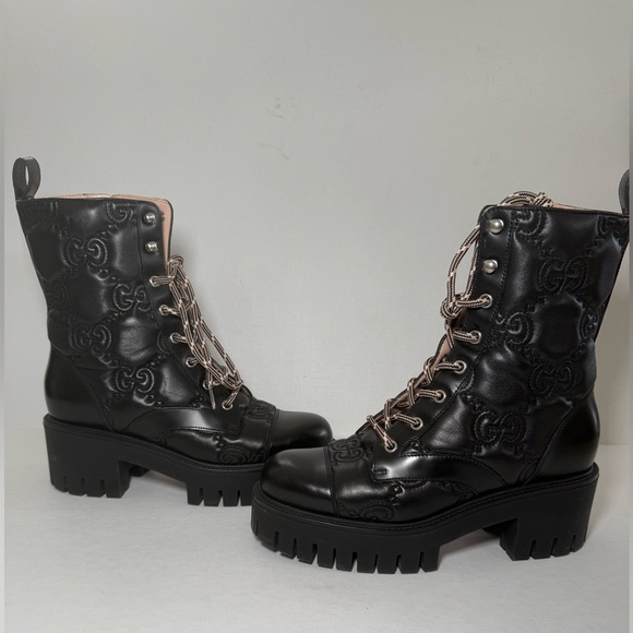 Gucci Black Combat Boots with Chunky Sole, Zipper and Lace-Up Design, 37.5EU - Picture 5 of 11